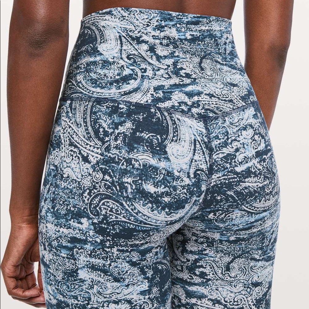 Lululemon Paisley Glaze Multi Align 28”